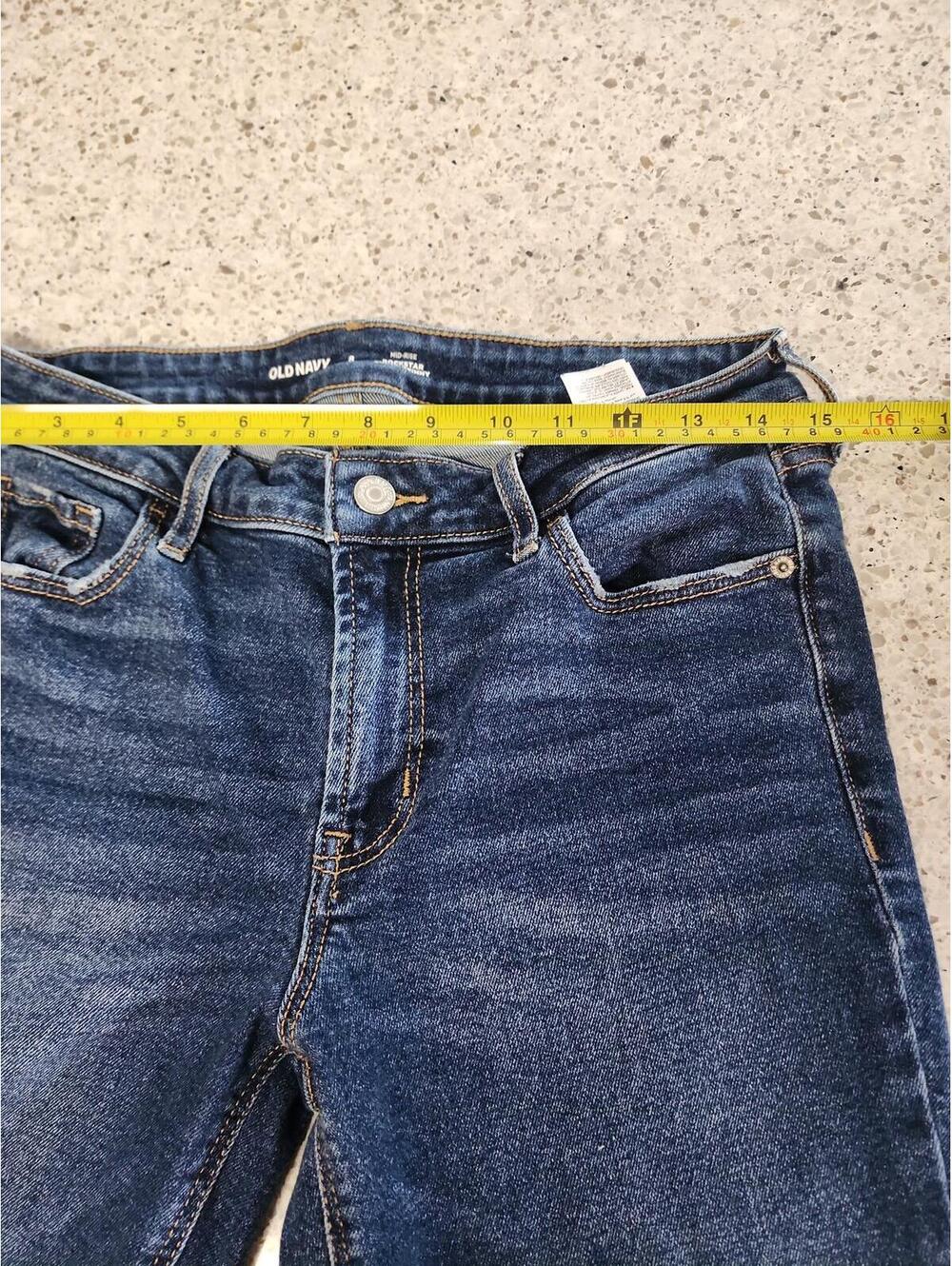Jeans - Picture 7 of 9